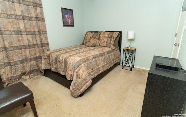 3322 Dunlap Flds, Converse, TX 78109 - bedroom featuring carpet