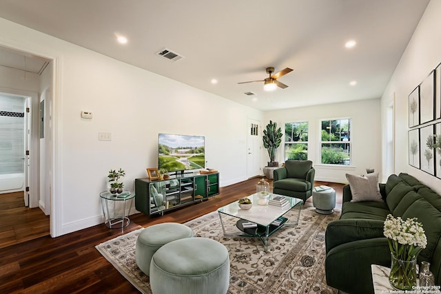 515 Westfall Ave, San Antonio, TX 78210 - living room featuring attic access, wood finished floors, baseboards, a ceiling fan, and recessed lighting