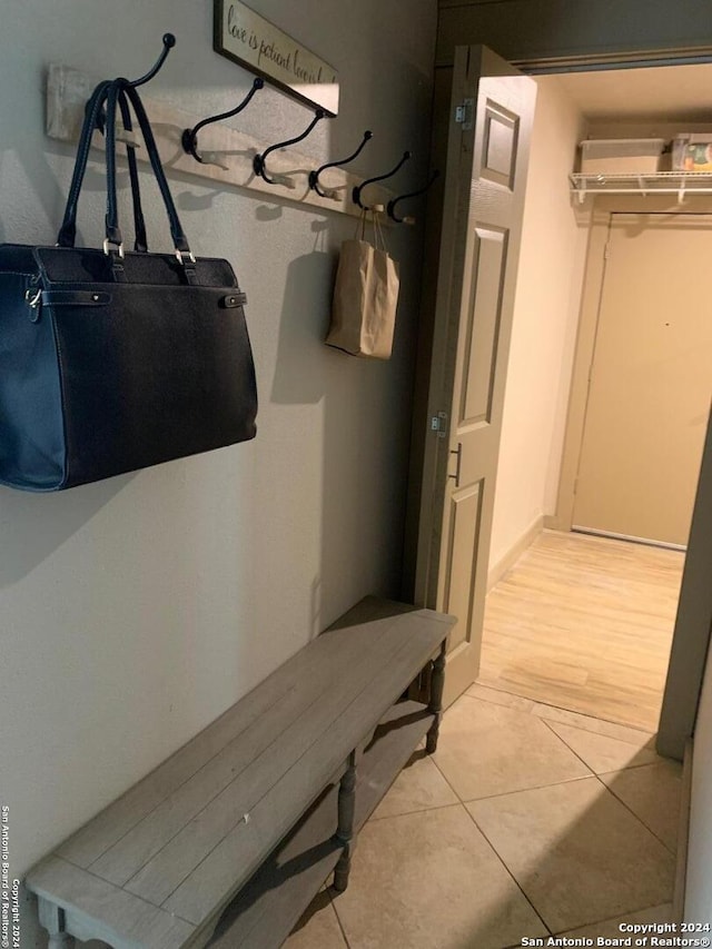12111 Woodsrim, Live Oak, TX 78233 - mudroom with light tile patterned floors