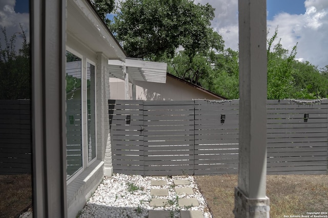 12111 Woodsrim, Live Oak, TX 78233 - view of gate