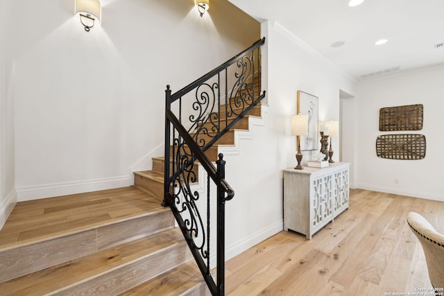 172 Katherine Ct Unit 1, San Antonio, TX 78209 - stairs with hardwood / wood-style floors, crown molding, baseboards, and recessed lighting