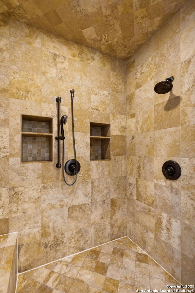 172 Katherine Ct Unit 1, San Antonio, TX 78209 - full bathroom featuring a tile shower
