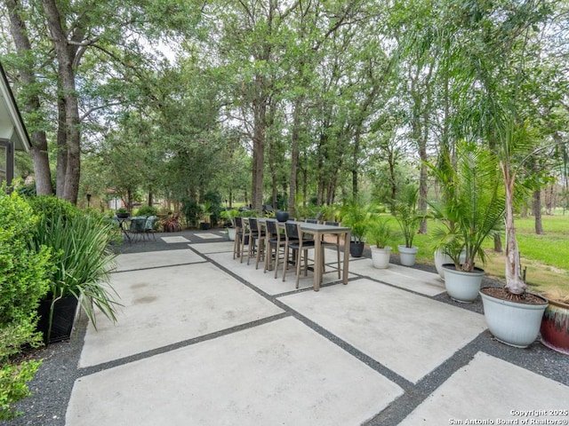 120 Spanish Oak Trl, Floresville, TX 78114 - view of community featuring a patio