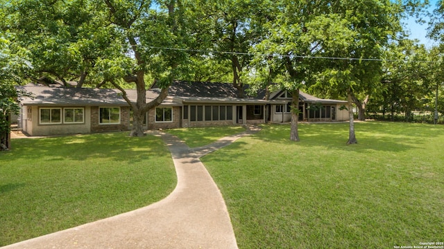 123 Serene Creek Ln, Mcqueeney, TX 78123 - view of front of home featuring a front yard