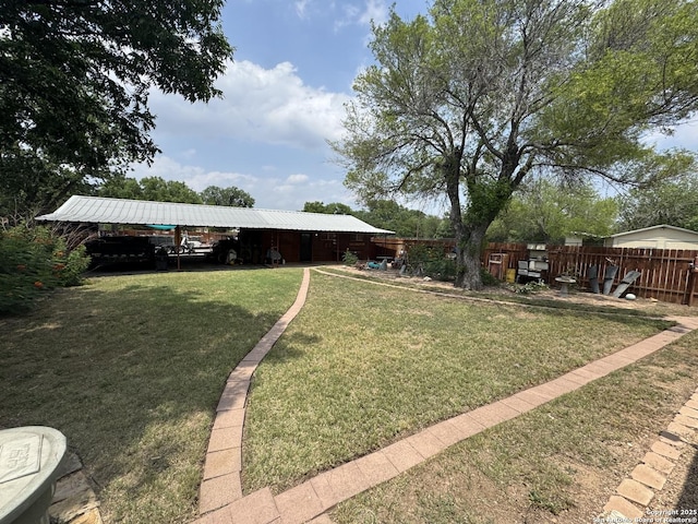 218 E Antonio, Uvalde, TX 78801 - view of yard
