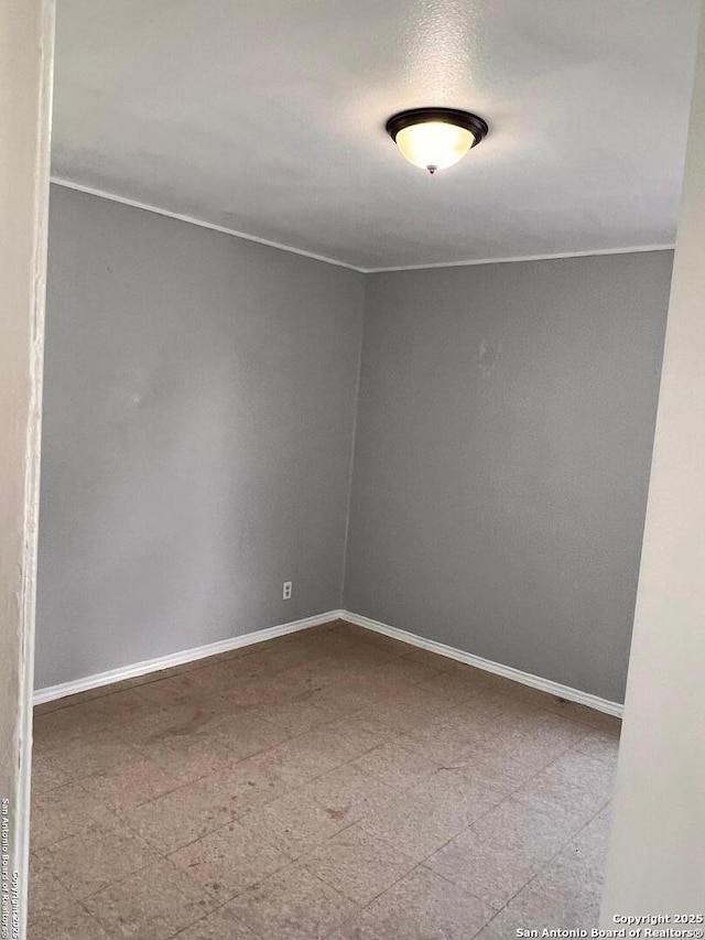 115 Westhaven Pl, San Antonio, TX 78227 - unfurnished room featuring baseboards