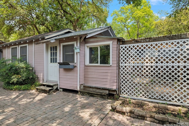 124 Corona, Alamo Heights, TX 78209 - view of outdoor structure featuring entry steps