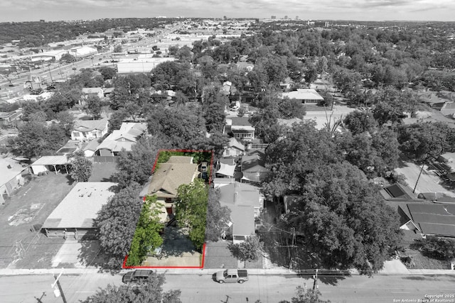 2313 Fresno, San Antonio, TX 78201 - aerial view of residential area with property boundaries highlighted