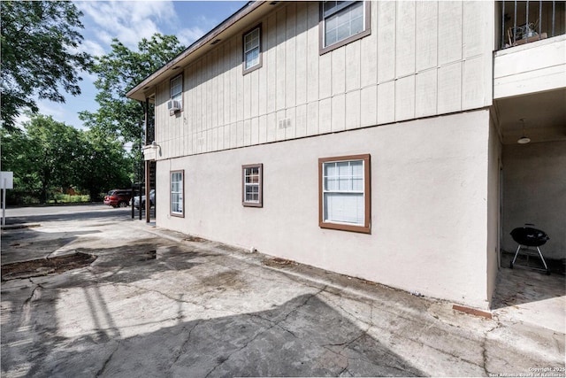 2313 Fresno, San Antonio, TX 78201 - view of side of home