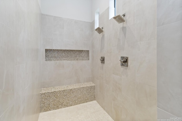 23510 Avila, San Antonio, TX 78255 - bathroom featuring tiled shower