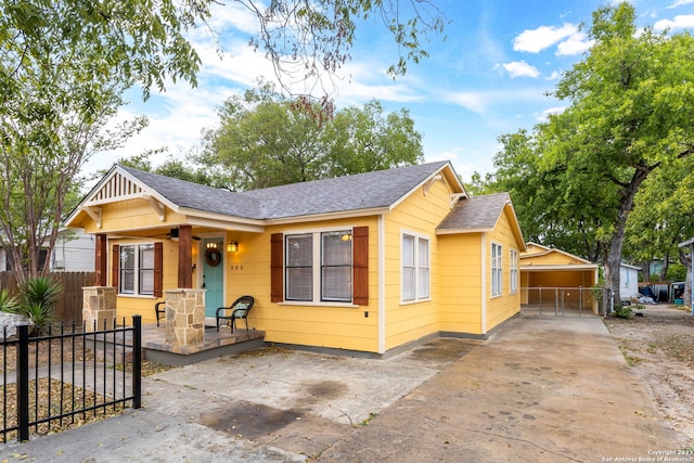 305 Kendalia, San Antonio, TX 78214 - bungalow-style house featuring roof with shingles and driveway