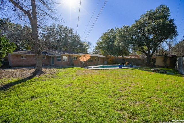 215 Five Oaks, San Antonio, TX 78209 - view of yard