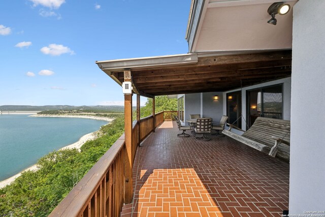 1245 Larson, Canyon Lake, TX 78133