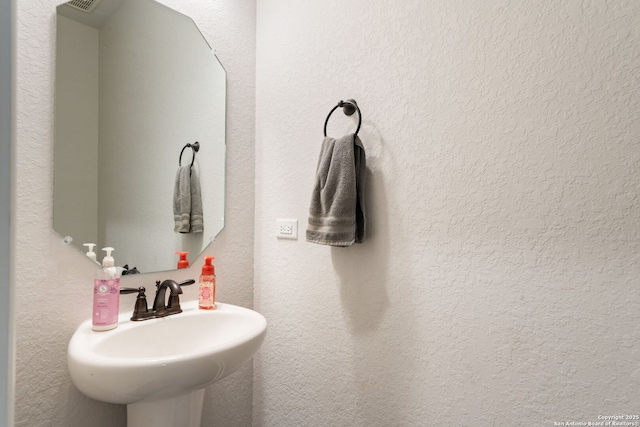 375 Sonata Cyn, Spring Branch, TX 78070 - bathroom with a sink and a textured wall