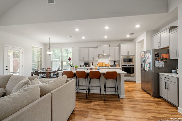 375 Sonata Cyn, Spring Branch, TX 78070 - living area featuring recessed lighting and light wood-style floors