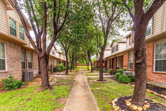 2547 Grayson, San Antonio, TX 78232 - view of surrounding community