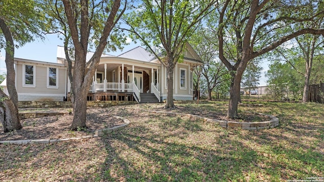 160 E Klein, New Braunfels, TX 78130 - view of front of home with a porch