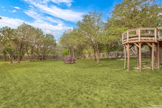 4222 Manitou Bay, San Antonio, TX 78259 - view of yard with a wooden deck