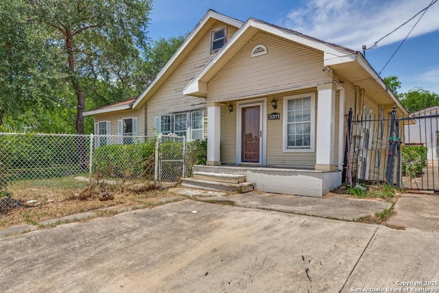3311 W Commerce St, San Antonio, TX 78228 - view of front of home with a gate