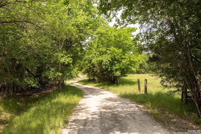 000 Oakridge Trl, Pipe Creek, TX 78063