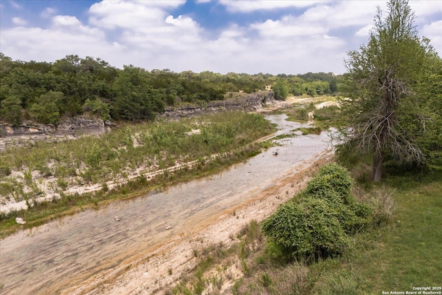 000 Oakridge Trl, Pipe Creek, TX 78063