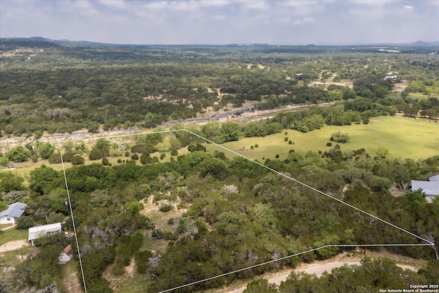 000 Oakridge Trl, Pipe Creek, TX 78063