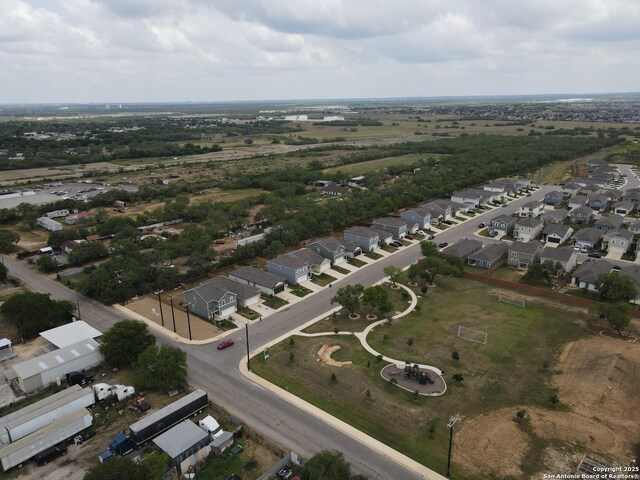 880 E Chavaneaux, San Antonio, TX 78221