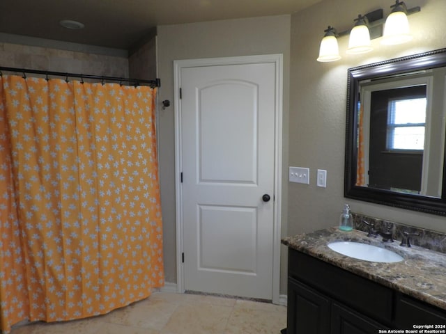 155 Scenic Cir, Lakehills, TX 78063 - bathroom featuring vanity and a shower with curtain