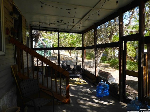 155 Scenic Cir, Lakehills, TX 78063 - view of sunroom / solarium