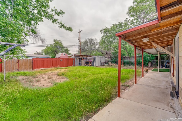 2927 Lasses, San Antonio, TX 78223 - view of yard featuring a patio