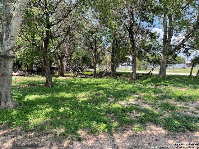 543 Sombra, Bandera, TX 78003