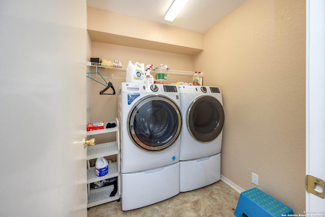 4706 Granite Shls, San Antonio, TX 78244 - washroom featuring independent washer and dryer