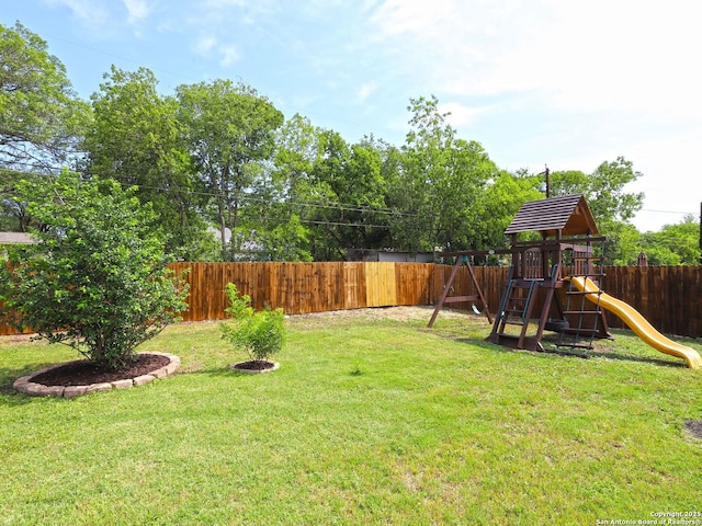 221 Harmon, San Antonio, TX 78209 - view of yard featuring a playground
