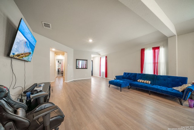 31646 Untrodden Way, Bulverde, TX 78163 - living area with wood finished floors, baseboards, and recessed lighting