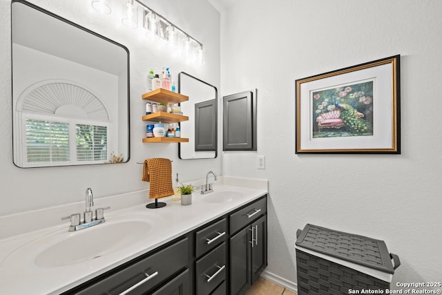 788 San Luis, New Braunfels, TX 78132 - bathroom featuring double vanity