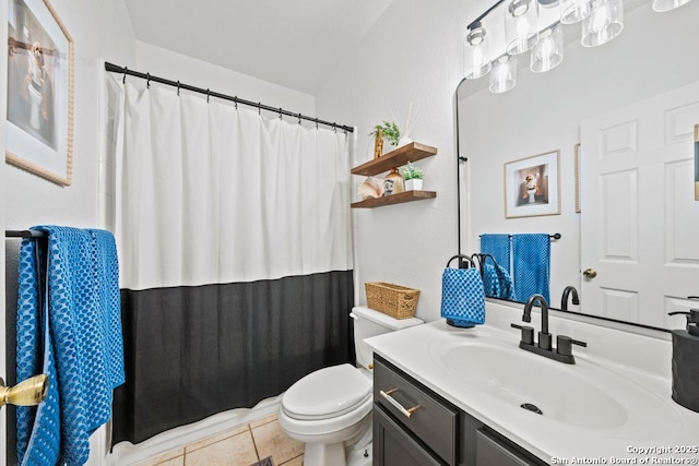 788 San Luis, New Braunfels, TX 78132 - full bath featuring vanity, toilet, a shower with shower curtain, tile patterned floors, and vaulted ceiling
