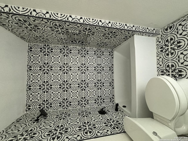 430 Indigo, San Antonio, TX 78216 - bathroom with toilet