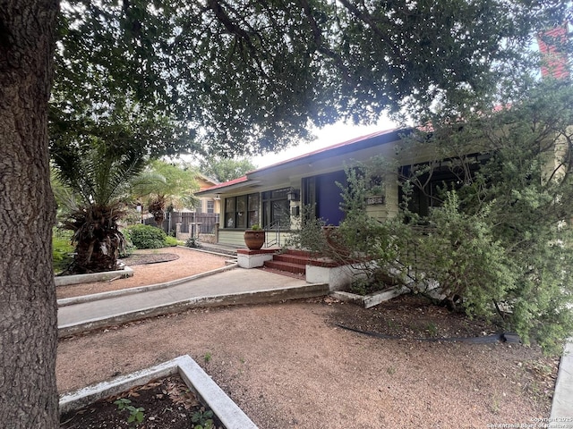 1024 W Mistletoe, San Antonio, TX 78201 - view of rear view of property