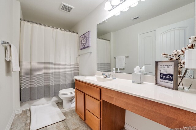 3006 Mission Bell, San Antonio, TX 78224 - bathroom featuring vanity and toilet