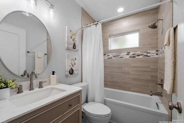 131 New Hvn, San Antonio, TX 78209 - bathroom featuring toilet, vanity, and shower / bath combo with shower curtain