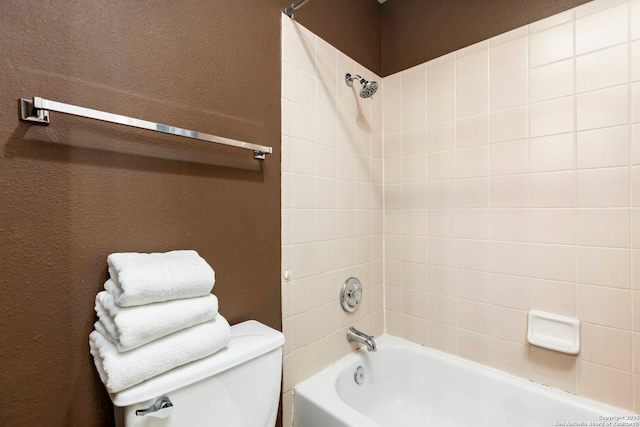 9106 Thomas York, San Antonio, TX 78251 - bathroom featuring a textured wall and washtub / shower combination