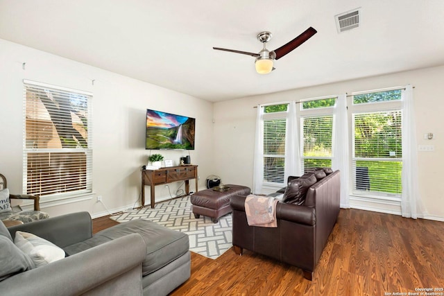 9106 Thomas York, San Antonio, TX 78251 - living area featuring a ceiling fan and wood finished floors
