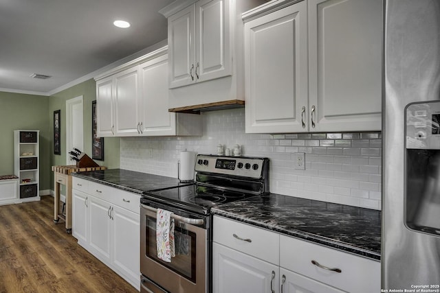 7710 Allison Blf, San Antonio, TX 78240 - kitchen with appliances with stainless steel finishes, white cabinetry, ornamental molding, tasteful backsplash, and recessed lighting