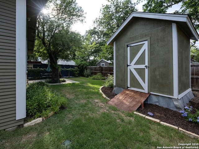 211 W High Ave, San Antonio, TX 78210 - view of shed
