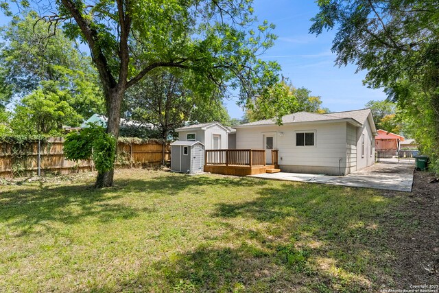 129 Odell, San Antonio, TX 78212 - rear view of house featuring a deck