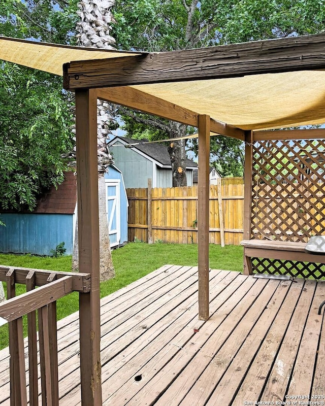 9730 Ivy Plain Dr, San Antonio, TX 78245 - view of wooden terrace