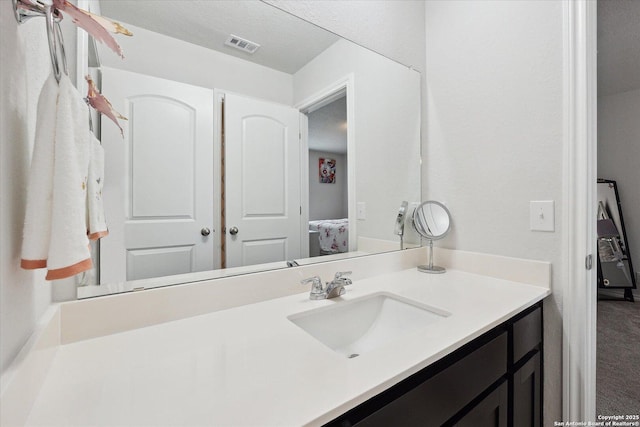 14607 Flatiron Clf, San Antonio, TX 78253 - bathroom featuring ensuite bath and vanity