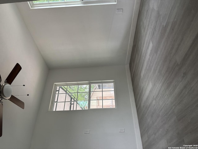 151 Cornell, San Antonio, TX 78201 - unfurnished room with a ceiling fan