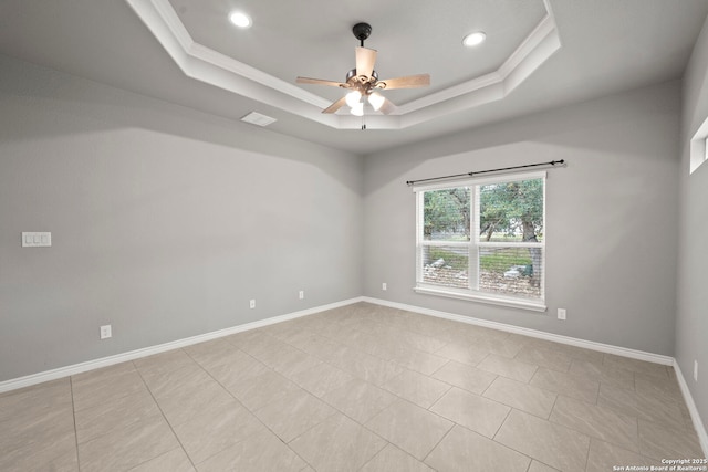 546 Indian Scout, Spring Branch, TX 78070 - spare room with a ceiling fan, a tray ceiling, recessed lighting, light tile patterned floors, and baseboards