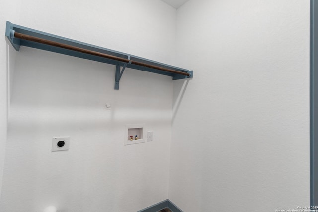 241 Hawthorne, San Antonio, TX 78214 - laundry area with electric dryer hookup, washer hookup, gas dryer hookup, and baseboards